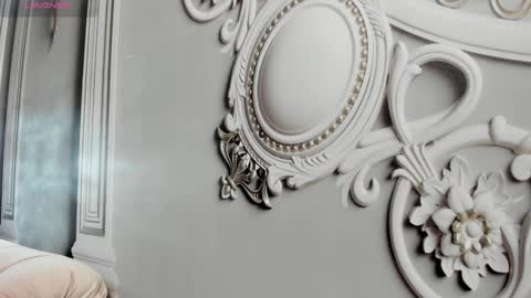 Snapshot of joselyn_sexy_ chatting on 01-22-25, 11:01 Katalina online show from 01-22-25, 11:01