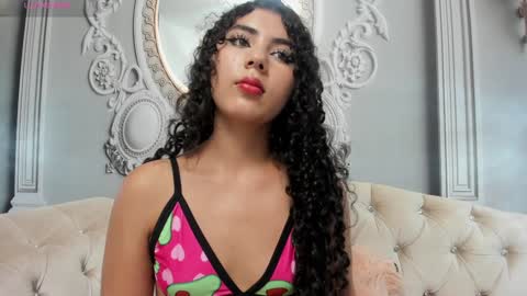 Snapshot of joselyn_sexy_ chatting on 02-02-25, 12:30 Katalina online show from 02-02-25, 12:30