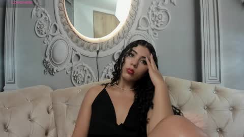 Snapshot of joselyn_sexy_ chatting on 02-07-25, 01:47 Katalina online show from 02-07-25, 01:47
