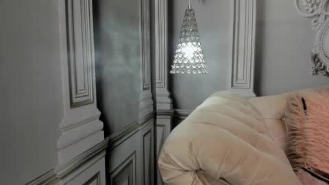 Snapshot of joselyn_sexy_ chatting on 02-14-25, 06:19 Katalina online show from 02-14-25, 06:19