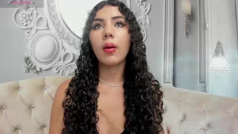 Snapshot of joselyn_sexy_ chatting on 03-01-25, 09:37 Katalina online show from 03-01-25, 09:37