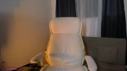 Snapshot of josep_davies chatting on 12-12-24, 04:04 Josep online show from 12-12-24, 04:04