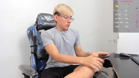 JOSEPH BROWN online show from 12-26-24, 12:59