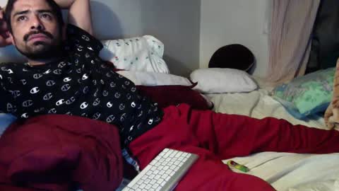 Snapshot of josephs1990 chatting on 01-06-25, 07:31 josephs1990 online show from 01-06-25, 07:31