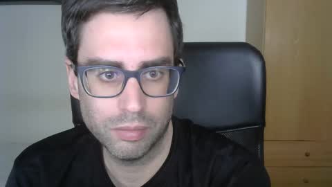 Snapshot of josevd chatting on 05-23-26, 11:03 Jose online show from 05-23-26, 11:03
