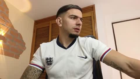 josh_miller01 online show from 06-04-26, 01:28