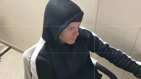 Nicolas online show from 03-18-26, 06:16