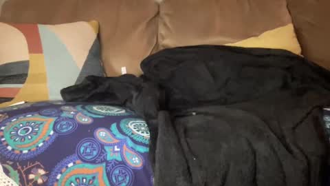 Snapshot of joshperrygoon chatting on 12-25-24, 11:20 joshperrygoon online show from 12-25-24, 11:20