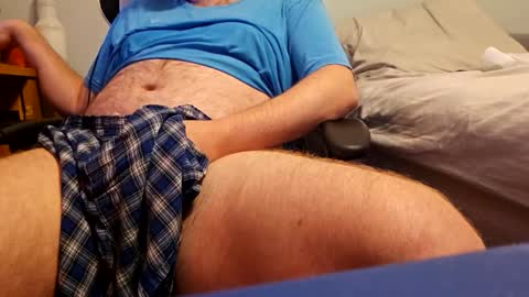 Snapshot of joshyjames86 chatting on 10-13-25, 08:25 joshyjames86 online show from 10-13-25, 08:25