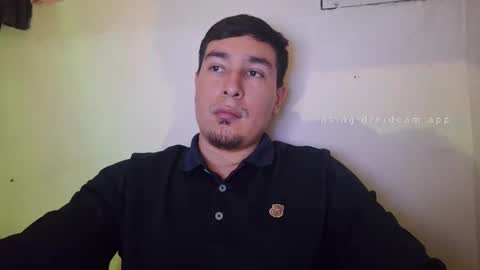 Snapshot of josq121 chatting on 10-25-25, 05:04 josq121 online show from 10-25-25, 05:04