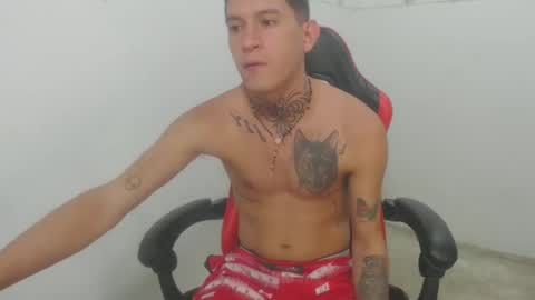 josue_linares online show from 10-28-25, 06:21