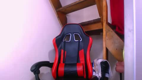 josue_linares online show from 04-15-26, 09:27