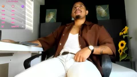 Snapshot of jota_smith chatting on 10-13-25, 01:00 Jota Smith online show from 10-13-25, 01:00