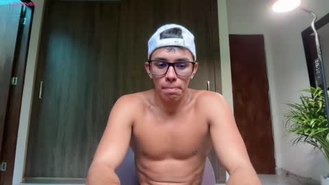 Im Jouliano online show from 11-17-25, 09:31