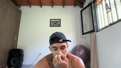 Im Jouliano online show from 04-19-26, 03:11