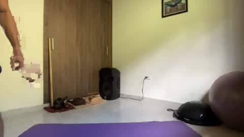 Snapshot of joulianogreco1 chatting on 05-05-26, 03:09 Im Jouliano online show from 05-05-26, 03:09