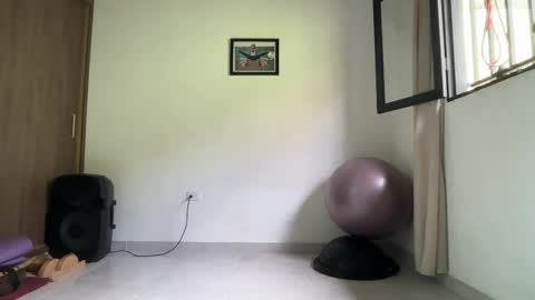 Snapshot of joulianogreco1 chatting on 05-22-26, 03:06 Im Jouliano online show from 05-22-26, 03:06