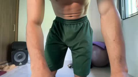 Snapshot of joulianogreco1 chatting on 05-24-26, 03:06 Im Jouliano online show from 05-24-26, 03:06