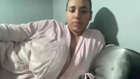 Snapshot of jousanie chatting on 09-13-25, 04:01 Josousie online show from 09-13-25, 04:01