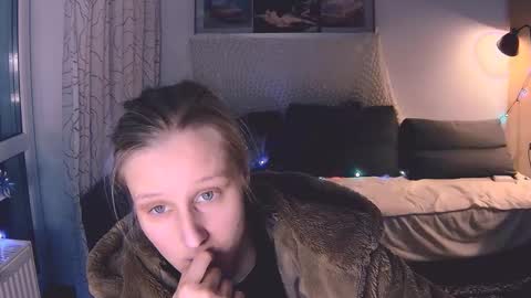 joy_keys online show from 12-16-24, 04:38