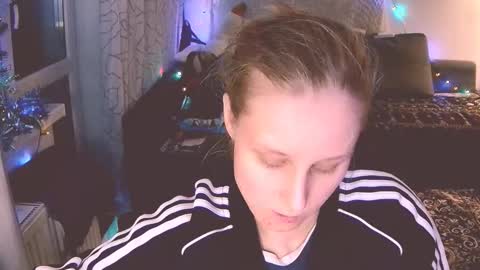 joy_keys online show from 01-04-25, 04:22