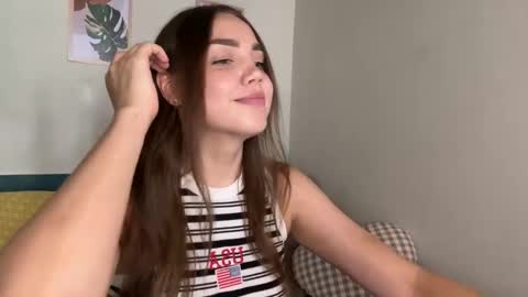 Snapshot of joyandlove chatting on 01-09-26, 07:15 Ti online show from 01-09-26, 07:15