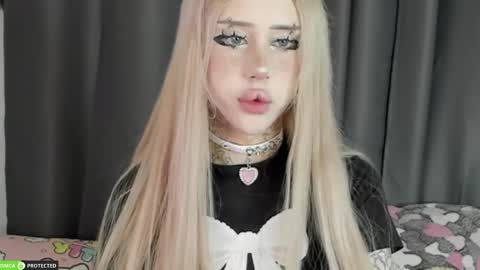 Snapshot of joybarker chatting on 05-16-26, 01:32 Joy Barker online show from 05-16-26, 01:32