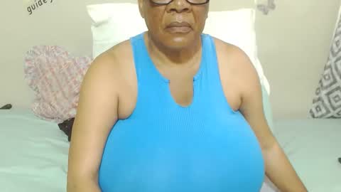 DairyQueen online show from 10-16-25, 08:59