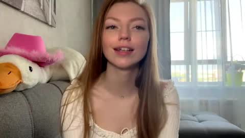 Bella online show from 05-24-26, 11:04
