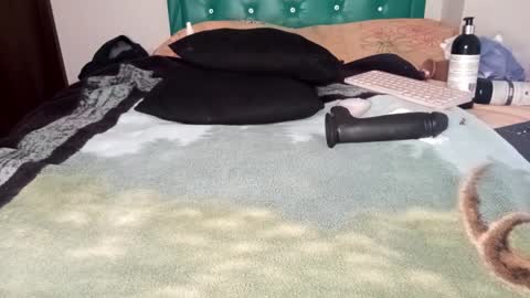    online show from 03-06-25, 07:14