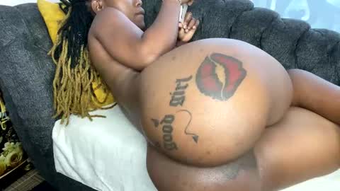 Butterflyass online show from 11-16-25, 05:13