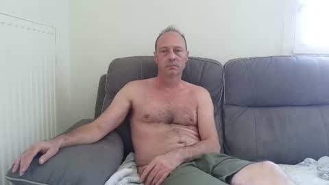 Snapshot of jpf421 chatting on 06-12-26, 03:00 exhib248 online show from 06-12-26, 03:00
