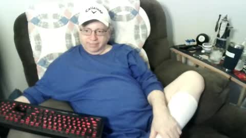 jpmel99 online show from 04-26-26, 12:41