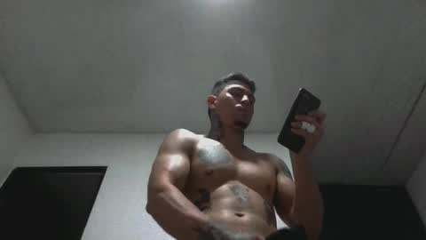 Snapshot of jq401055 chatting on 10-14-25, 06:31 Jaxxx67 online show from 10-14-25, 06:31