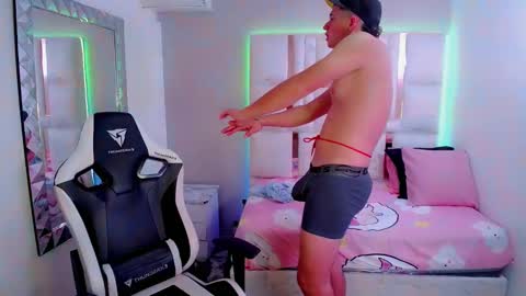 N I N O online show from 03-05-25, 01:06