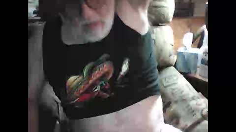 Snapshot of jrasicmark chatting on 05-06-26, 12:19 jrasicmark online show from 05-06-26, 12:19