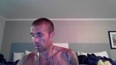 Snapshot of jrizzle1111 chatting on 04-23-26, 01:07 jrizzle1111 online show from 04-23-26, 01:07