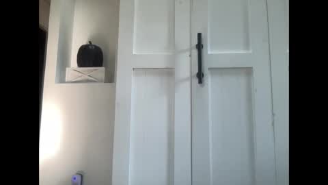 Just Enjoy the Show online show from 10-01-25, 07:42