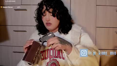 Ju Kyung online show from 01-05-25, 03:53