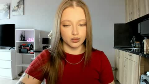 Snapshot of ju_lii chatting on 06-24-26, 10:36 Julia and Julia online show from 06-24-26, 10:36