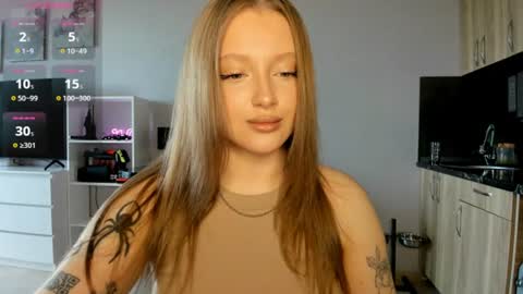 Snapshot of ju_lii chatting on 07-06-26, 10:34 Julia and Julia online show from 07-06-26, 10:34