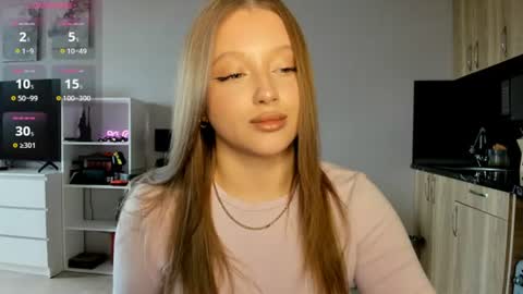 Snapshot of ju_lii chatting on 07-07-26, 10:41 Julia and Julia online show from 07-07-26, 10:41