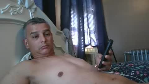 Snapshot of juan10963091 chatting on 10-22-25, 06:07 juan10963091 online show from 10-22-25, 06:07