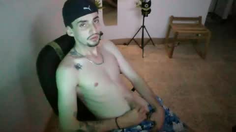 juan235665 online show from 06-16-26, 01:19