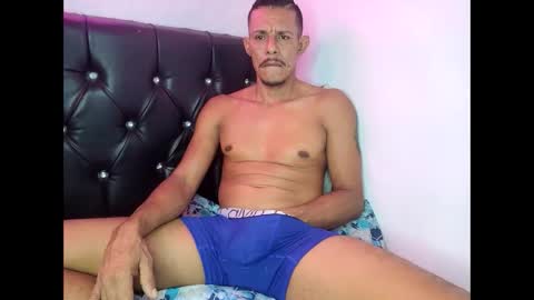 Juan y la flaca online show from 03-06-26, 04:36