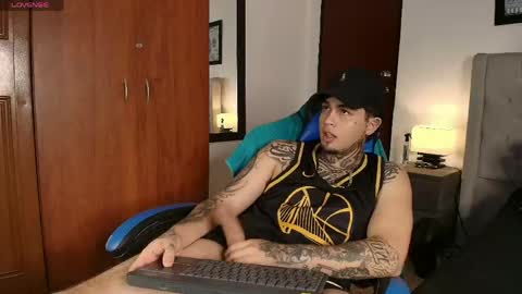 juan_alvarez18 online show from 05-23-26, 06:18