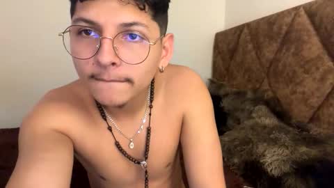 Snapshot of juan_belmont chatting on 11-21-25, 05:33 Juan Belmont online show from 11-21-25, 05:33