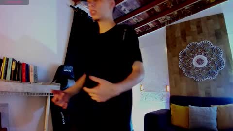 Juan Posada online show from 02-16-26, 05:53