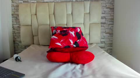 JUAN online show from 01-17-25, 04:47