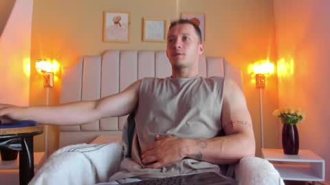 JUAN online show from 10-21-25, 12:50